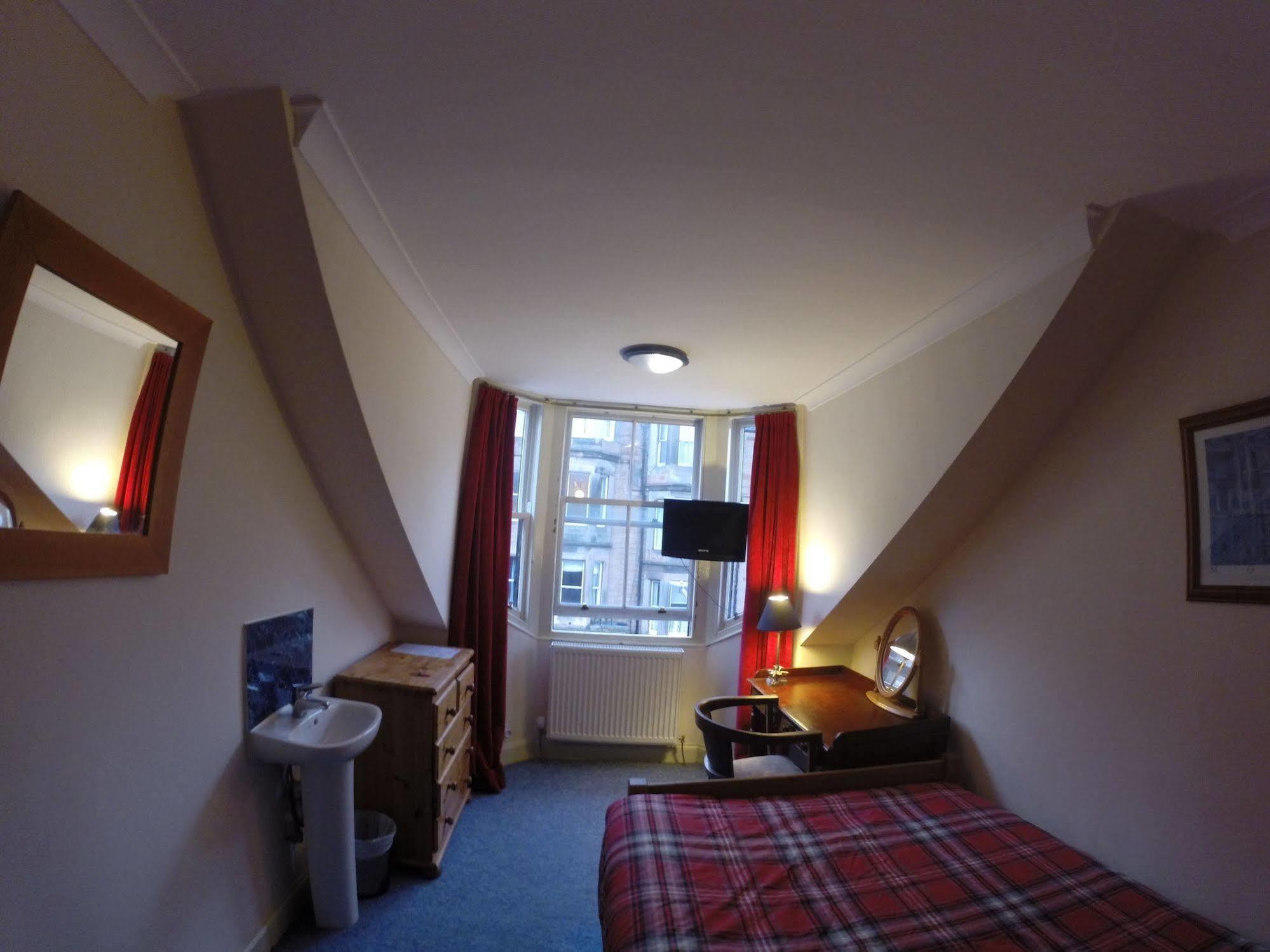 Хостел Argyle Backpackers Единбург Екстер'єр фото